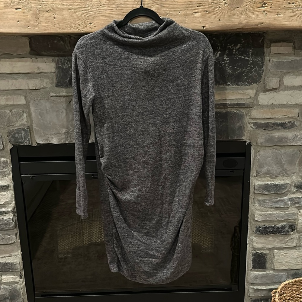 NWT. H&M mama maternity sweater dress.